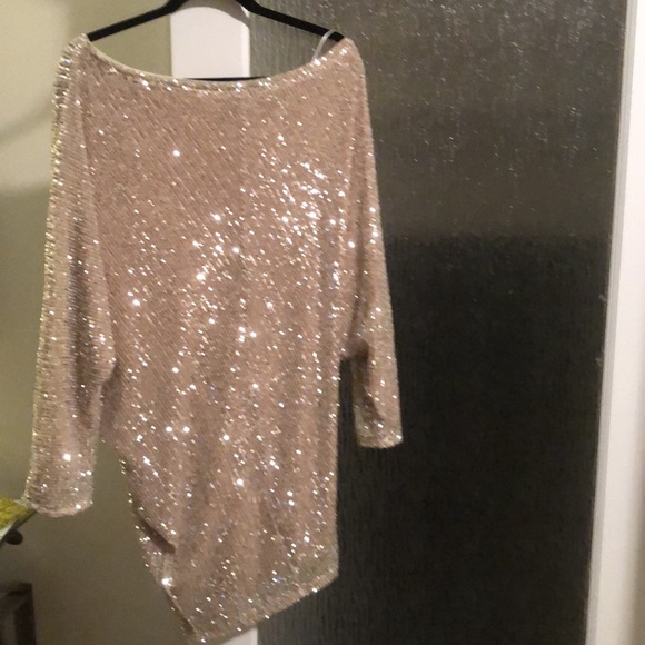 Akira Christmas dress - Picture 5 of 5